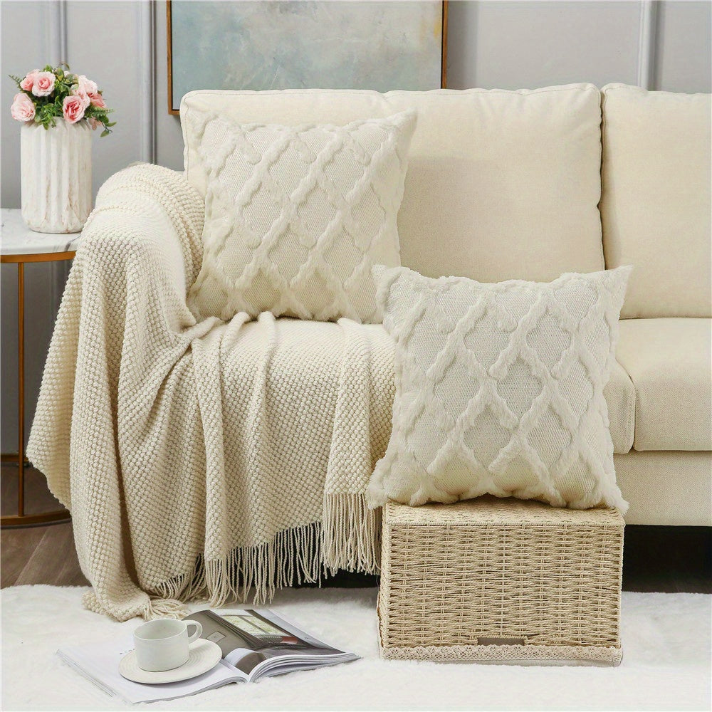 2pcs Throw Pillow Covers 18x18 Boho Decorative Pillow Covers Soft Plush Short Faux Wool Couch Pillow Covers Luxury Cushion Covers for Sofa Bedroom Living Room