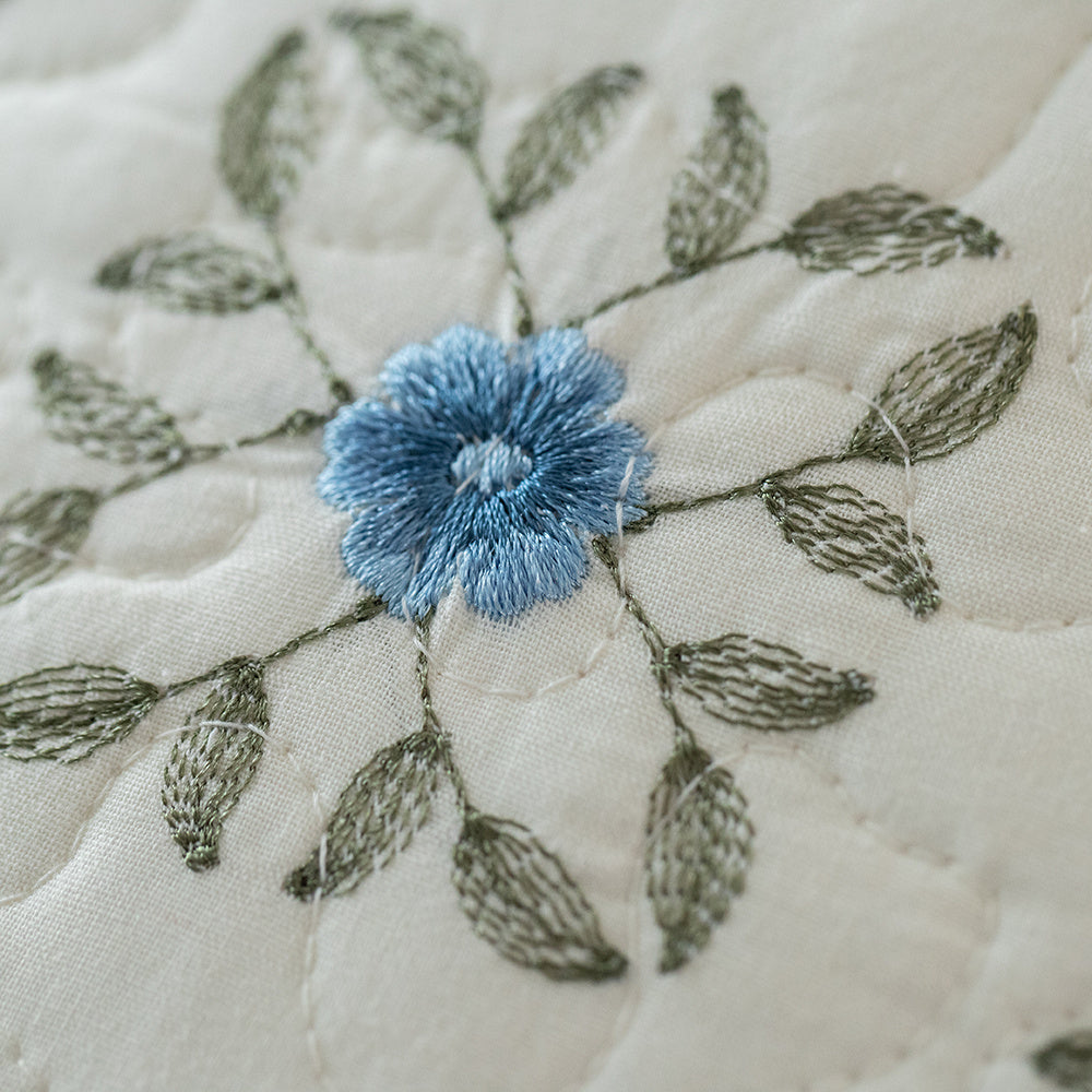 1pc Luxurious Cotton Stitched Embroidery Cushion - Soft Decorative Throw Pillow for Home, Bedroom, College Dorm, Camper, RV and Guestroom - - Machine Washable
