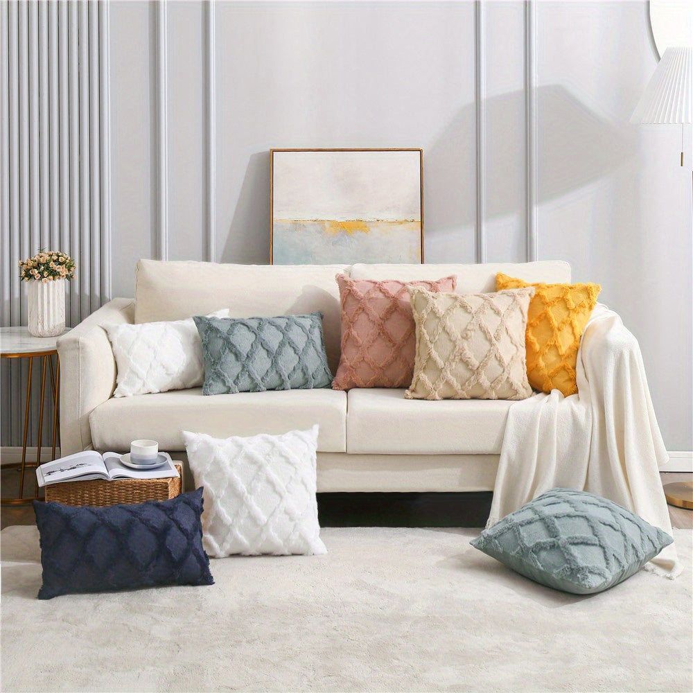 2pcs Throw Pillow Covers 18x18 Boho Decorative Pillow Covers Soft Plush Short Faux Wool Couch Pillow Covers Luxury Cushion Covers for Sofa Bedroom Living Room