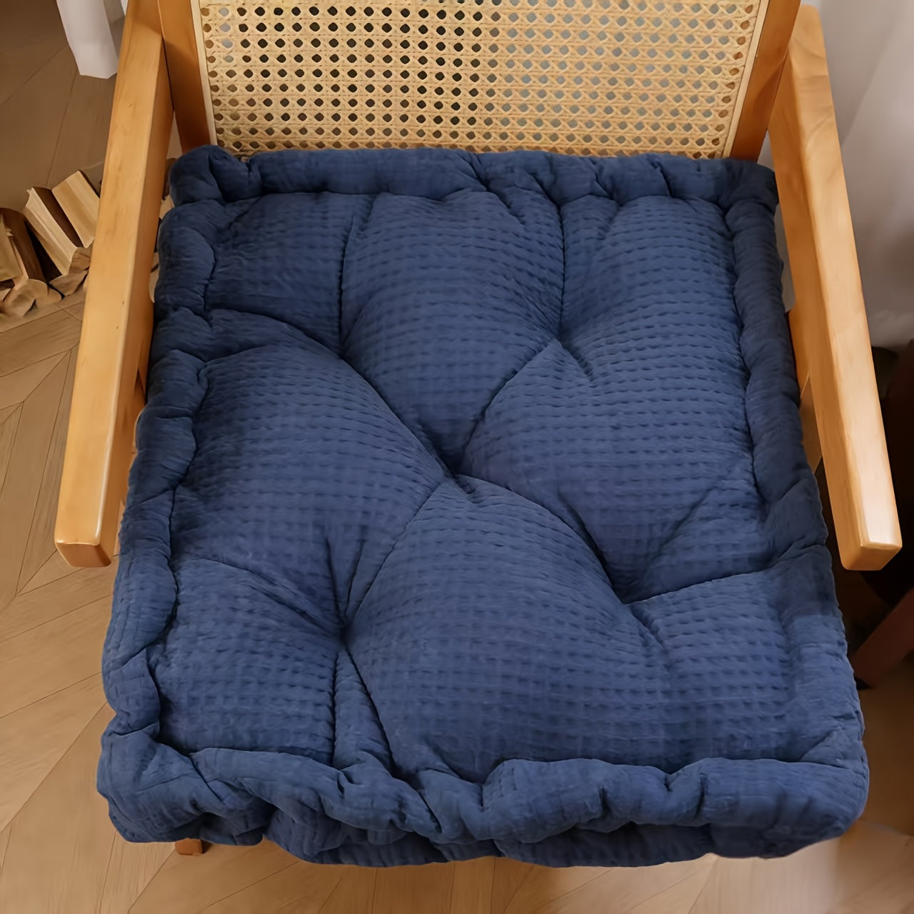 ROSEKIND Soft Taffeta Polyester Solid Seat Cushion, Comfortable for Dining Chairs, Office Chairs, Hardwood Floors, Available In 7 Colors Mtach Your Decor, Durable And Versatile Cushion As Perfect Gift for Friends And Family, Ideal for All Seasons