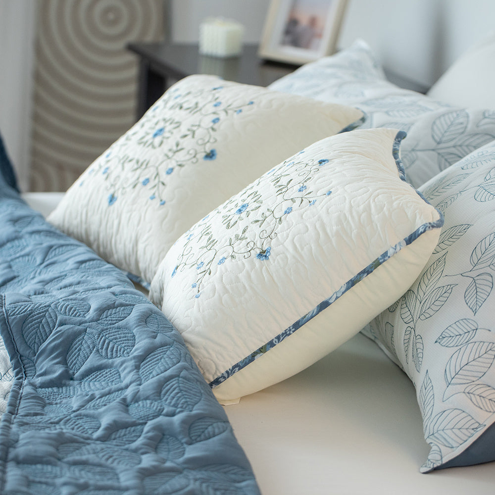 1pc Luxurious Cotton Stitched Embroidery Cushion - Soft Decorative Throw Pillow for Home, Bedroom, College Dorm, Camper, RV and Guestroom - - Machine Washable