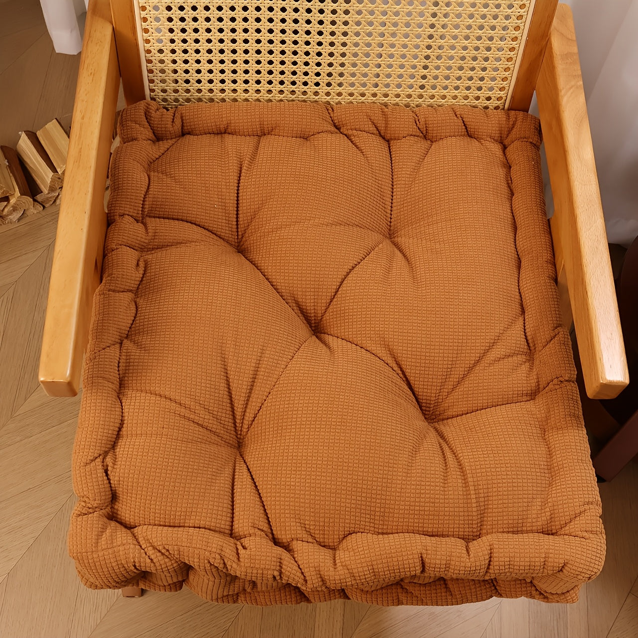 ROSEKIND Soft Taffeta Polyester Solid Seat Cushion, Comfortable for Dining Chairs, Office Chairs, Hardwood Floors, Available In 7 Colors Mtach Your Decor, Durable And Versatile Cushion As Perfect Gift for Friends And Family, Ideal for All Seasons